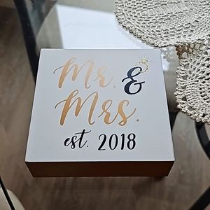 Mr & Mrs Decoration and Snack Box